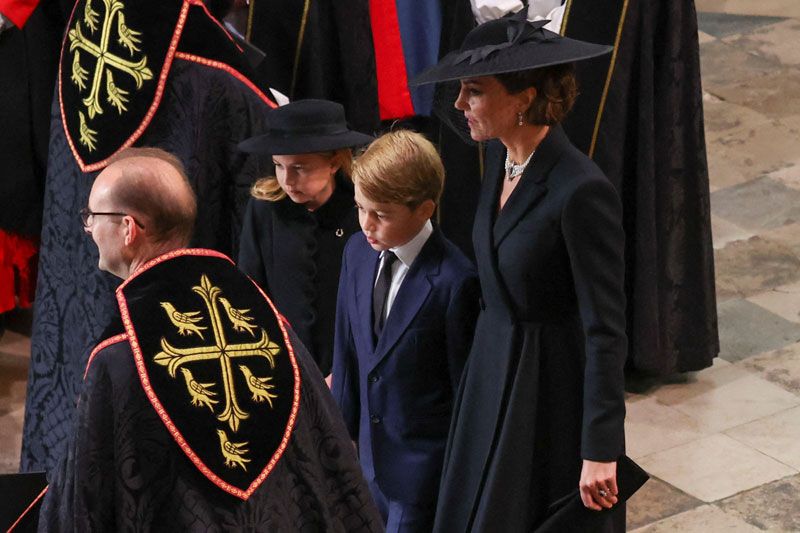 Los príncipes de Gales con sus hijos mayores