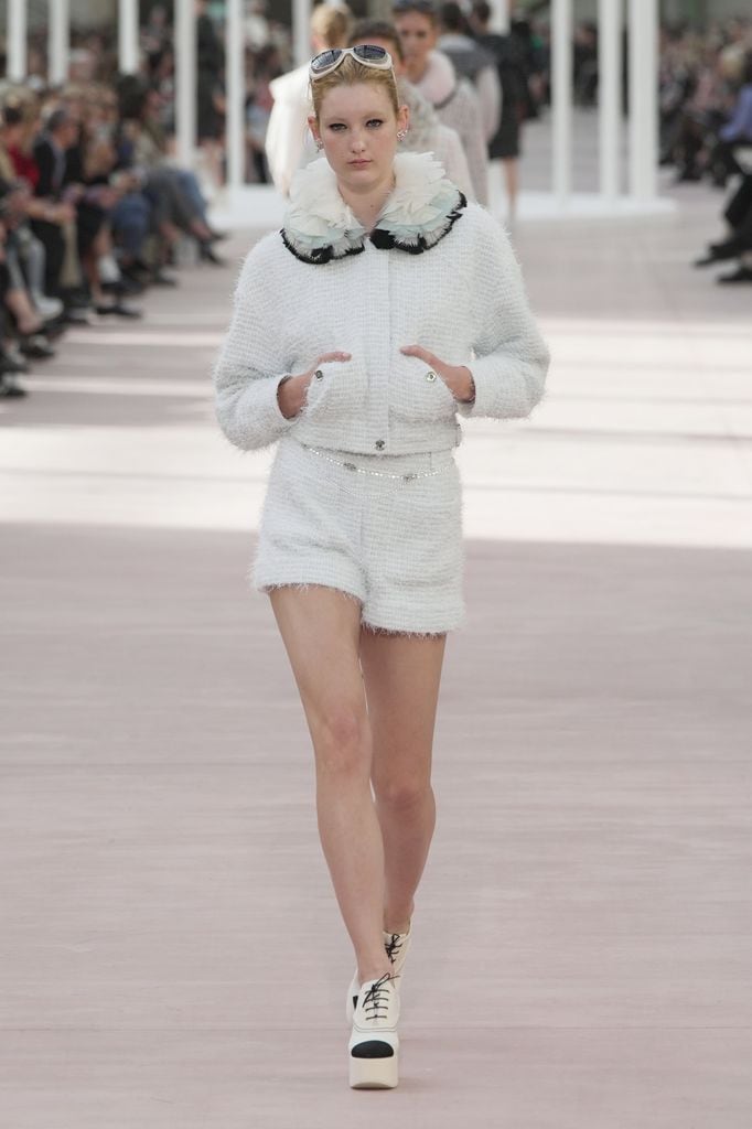 Paris Fashion Week: Chanel Primavera/Verano 2025