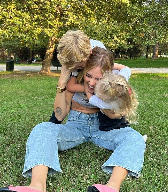 Chiara Ferragni con sus hijos 