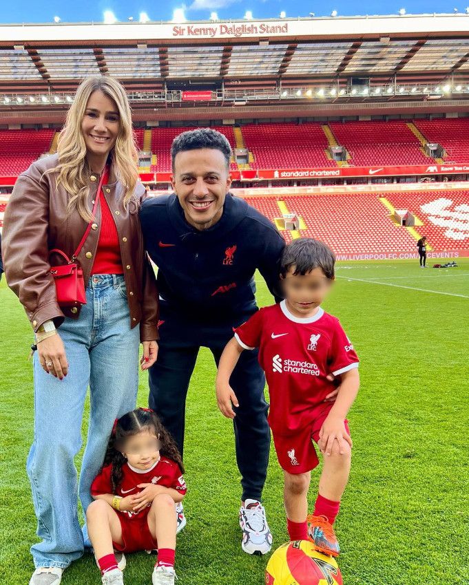La familia del futbolista Thiago