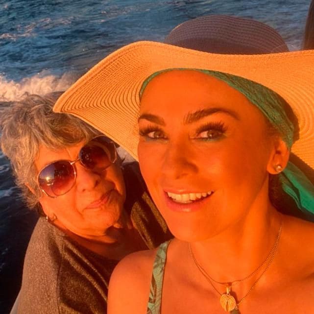 Aracely Arámbula y su mamá