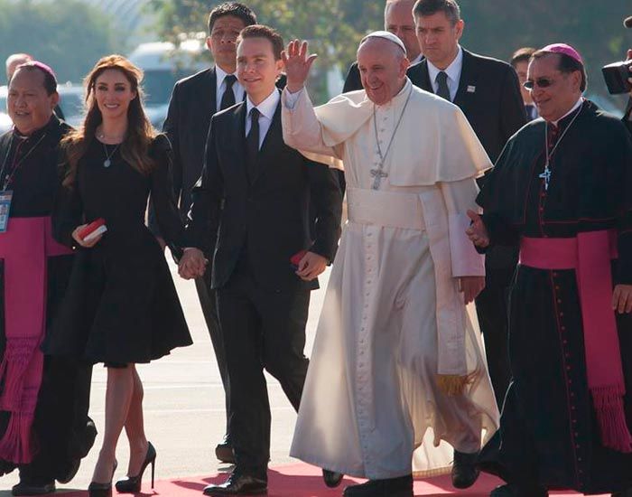 Anahí sobre la visita del Papa: \'No importan las diferencias, como hermanos somos un solo corazón’