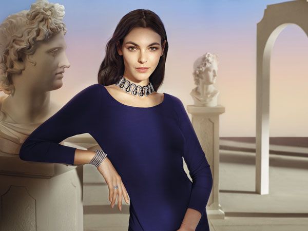 Vittoria Ceretti con joyas de Bvlgari