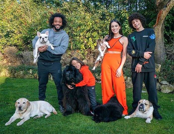 El futbolista Marcelo con su familia