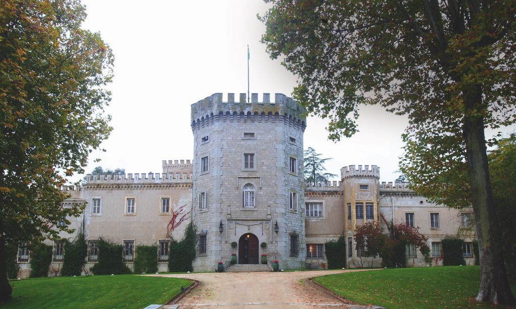 Vista exterior del Palacio de El Rincón.