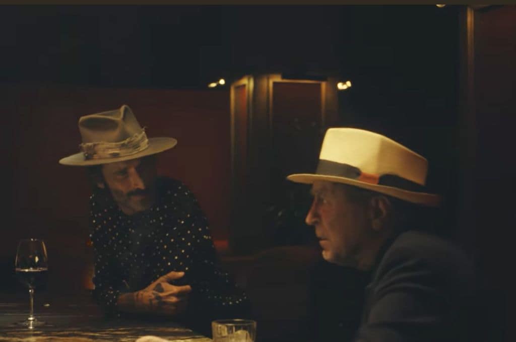 Joaquín Sabina sorprende con el lanzamiento de su 'Último vals' con su mujer y sus hijas como protagonistas