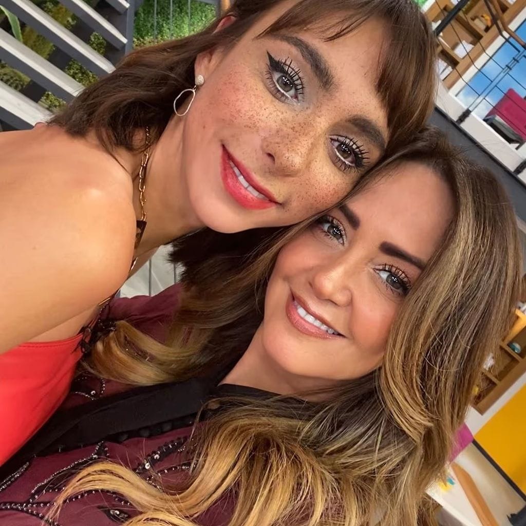 Andrea Legarreta y Natalia Téllez