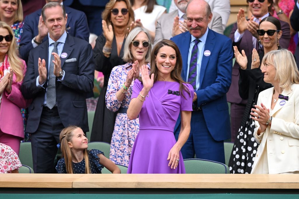 La princesa Charlotte viendo la final de Wimbledon con su madre, Kate Middleton, el 14 de julio de 2024