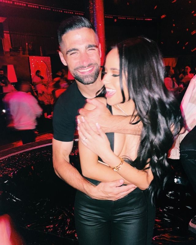 Quién es Sebastián Lletget, el hombre con el que Becky G va a pasar por el altar