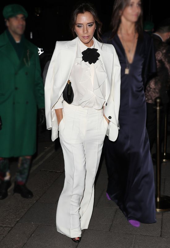 Traje blanco Victoria Beckham