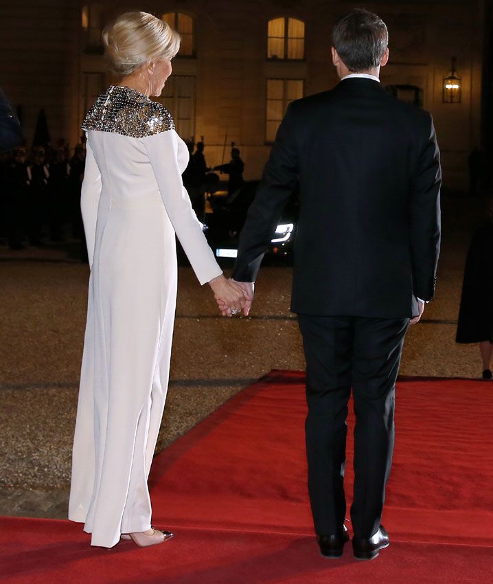 brigitte_macron_look_18_03_19_3a