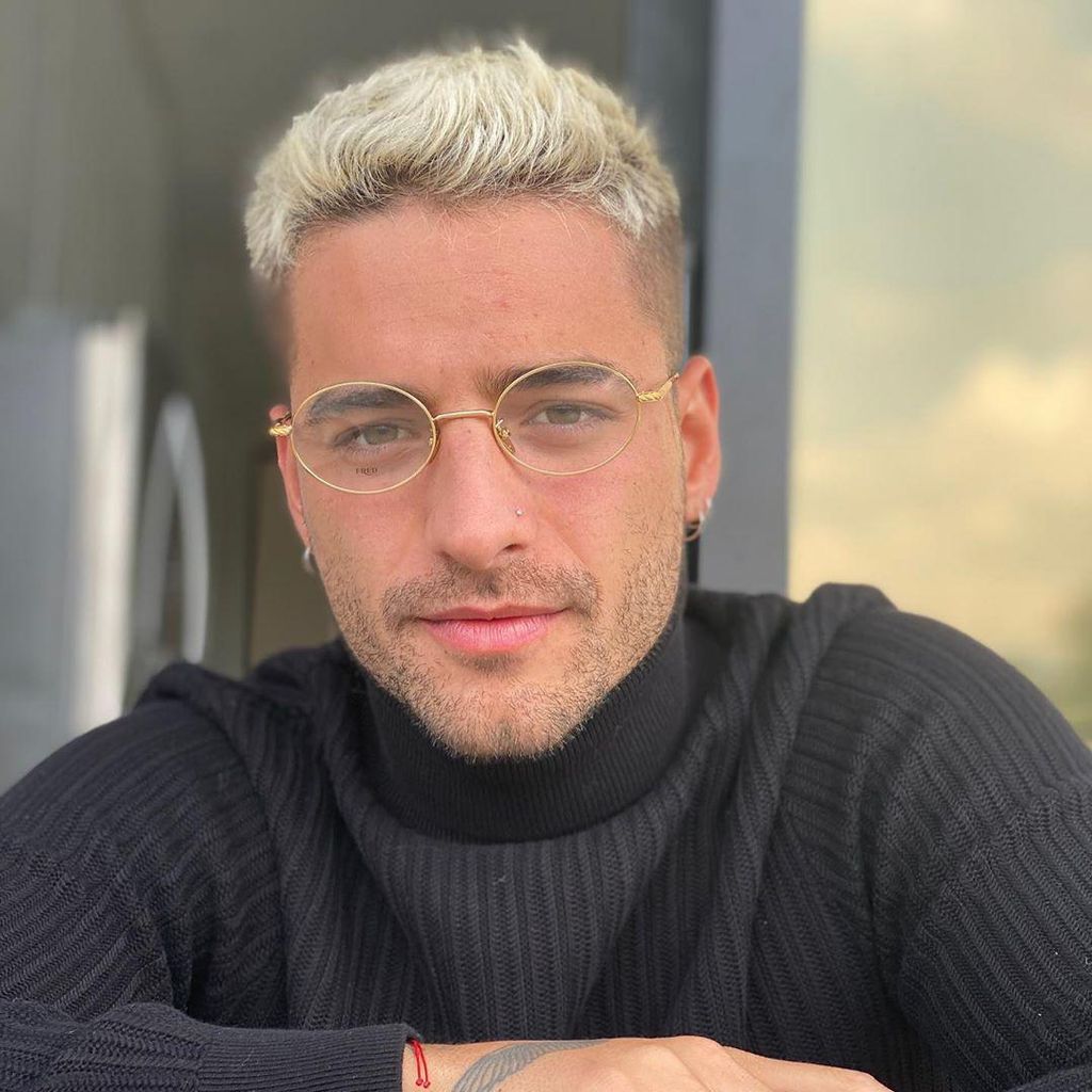 Maluma look pasado pelo teñido