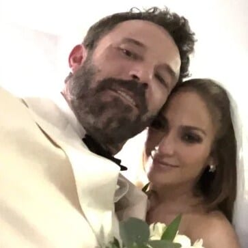 Jennifer Lopez and Ben Affleck get married in Las Vegas