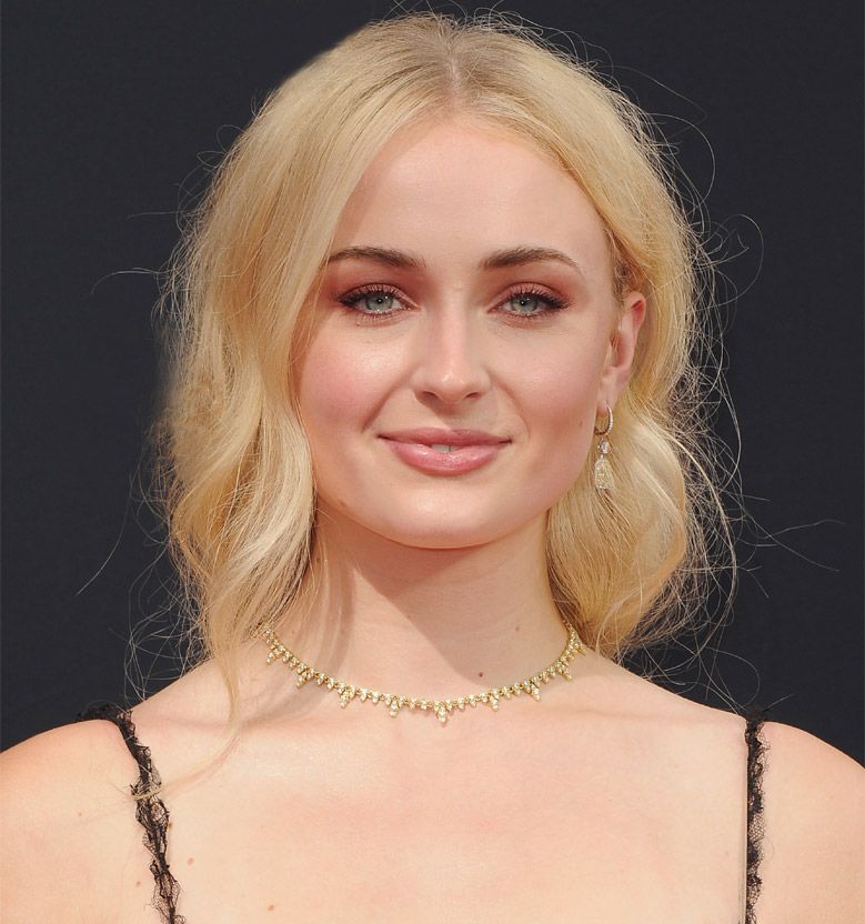 Sophie Turner gett2y