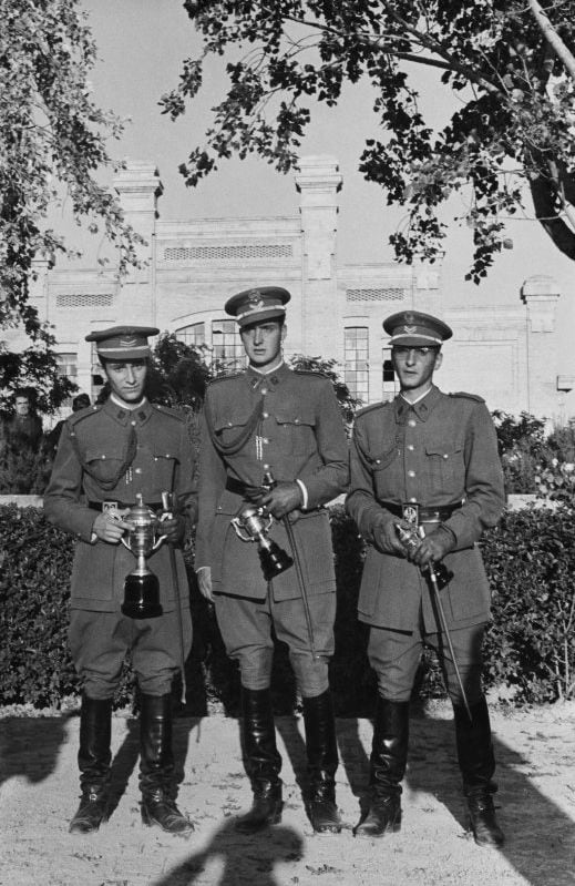 Juan Carlos I en Zaragoza, en la formación militar