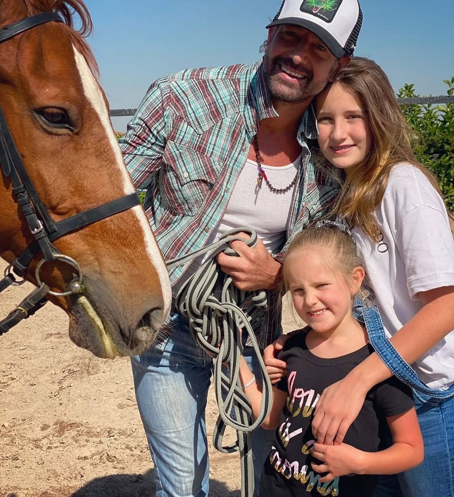 Gabriel Soto recordó la infancia de su hija con estas imágenes.