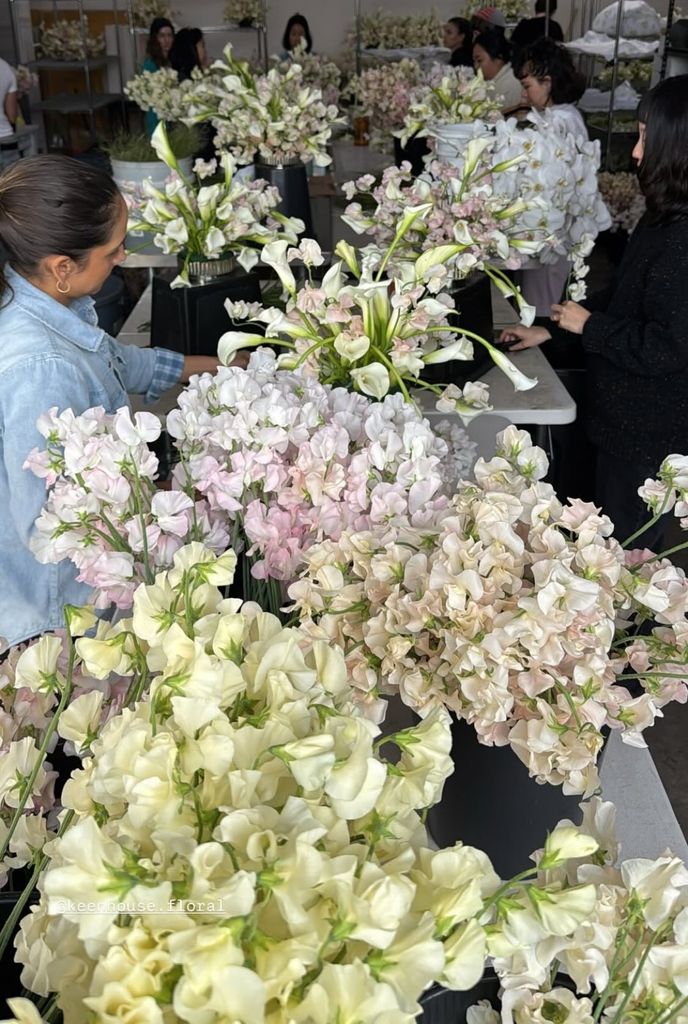 Arreglos florales de AL Basa para los Globos de Oro 2025.