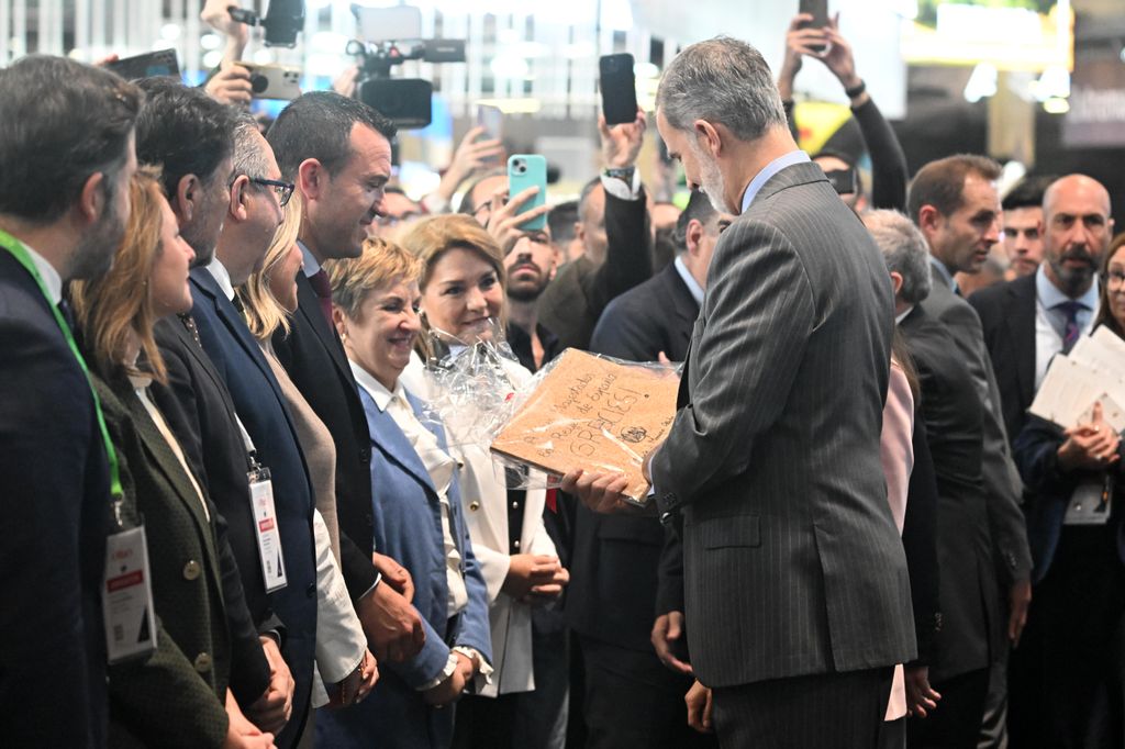 Los Reyes inauguran Fitur 2025