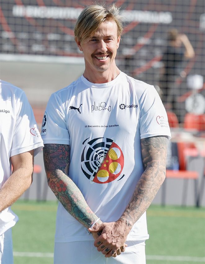 Guti reaparece tras ser abuelo