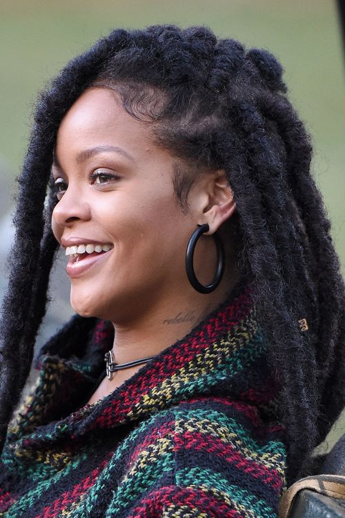 Rihanna, look rastafari