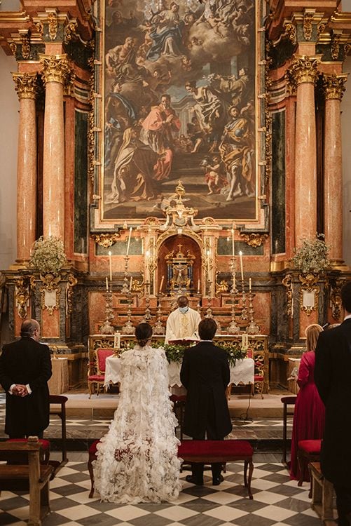 Decoración de altar en bodas