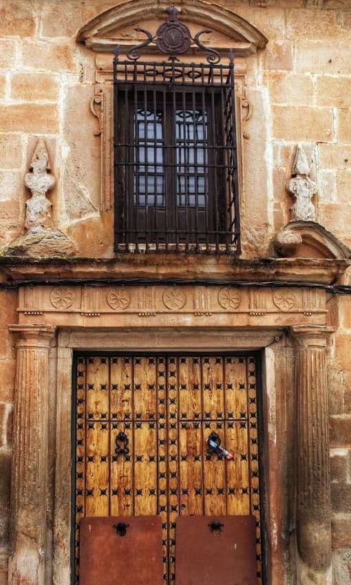 Casona con escudo en Villanueva de los Infantes.