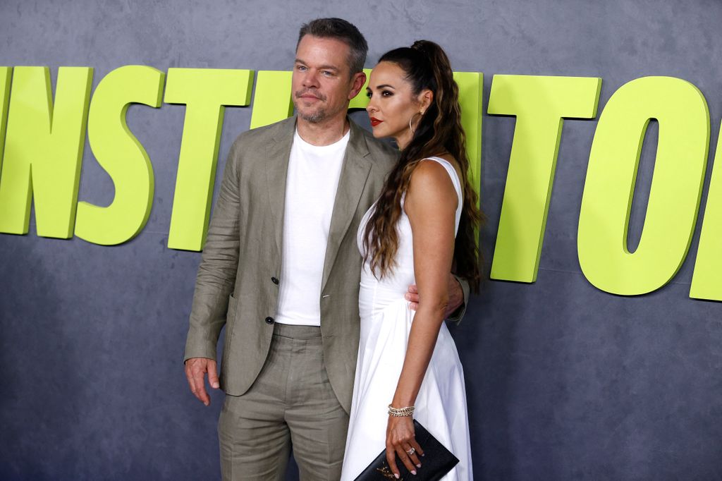 Matt Damon y Luciana Barroso, en el estreno de The Instigators, julio 2024