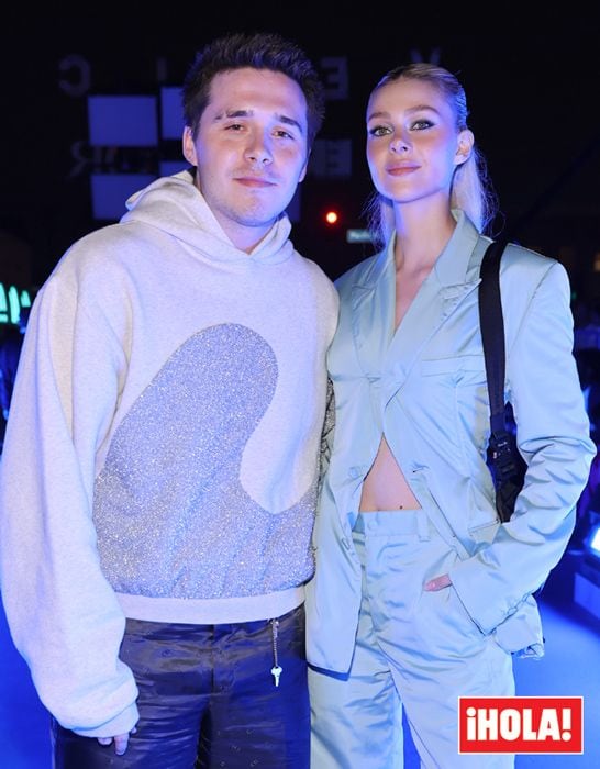 brooklyn beckham y nicola peltz en el desfile de dior