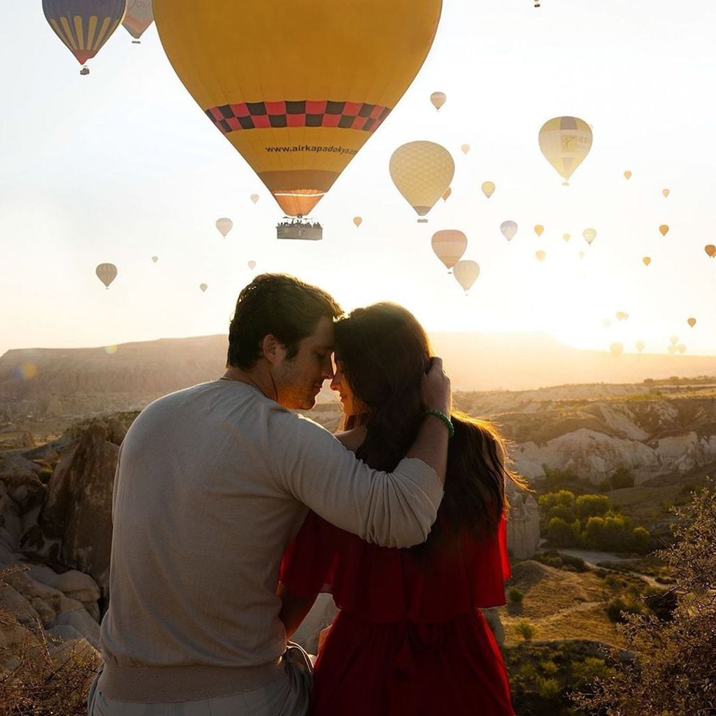 Diego Boneta y Renata Notni