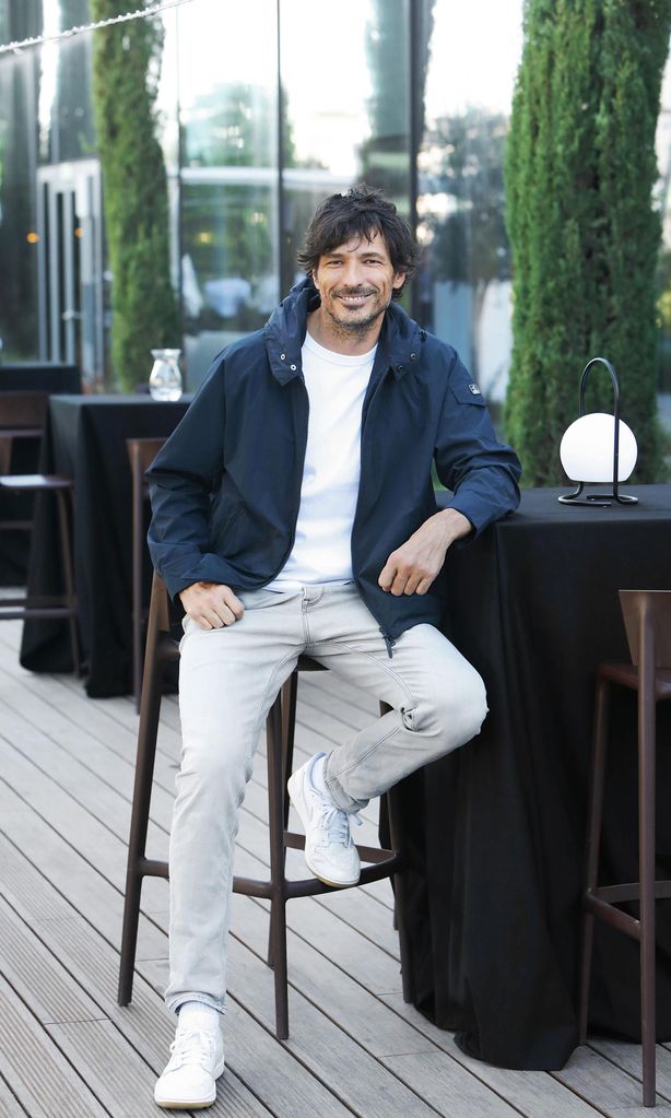 Andrés Velencoso OK HOLA 4161