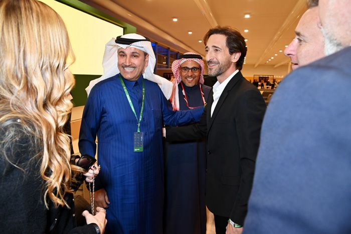 Adrien Brody y Saleh bin Nasser Al-Jasser