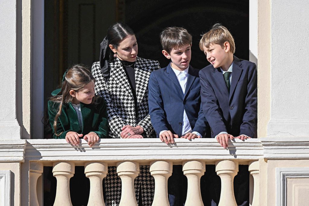 Tatiana Santo Domingo con sus hijos India y Sacha y su sobrino Raphael