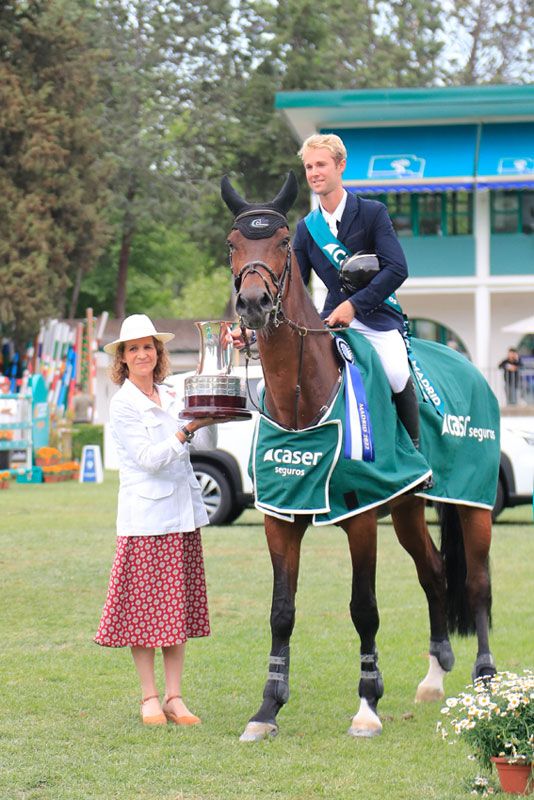 Infanta Elena y Gilles Thomas