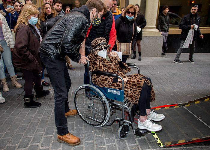 Manuel Velasco emite un comunicado para aclarar el estado de salud de su madre 