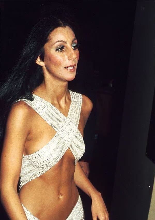 Cher en los Rock Music Awards celebrados en Los Ángeles (1975)