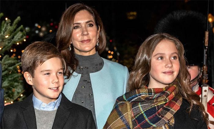 Mary de Dinamarca con sus hijos Vincent y Josephine