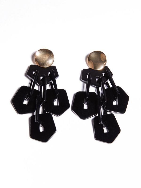 pendientes negros bershka