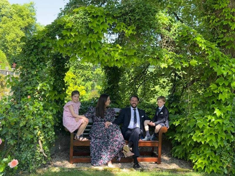 Los príncipes Félix y Claire de Luxemburgo con sus hijos