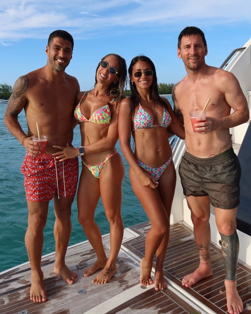 Luis Suárez, Sofía Balbi, Antonela Roccuzzo y Lionel Messi.