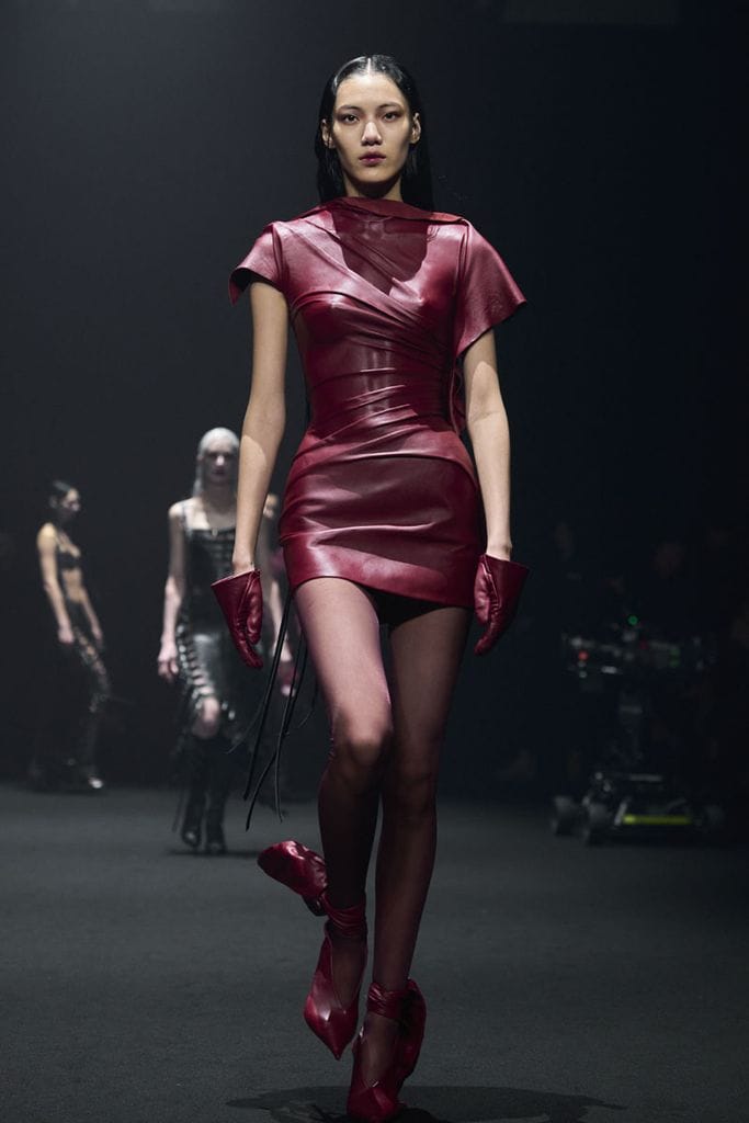 mugler004a