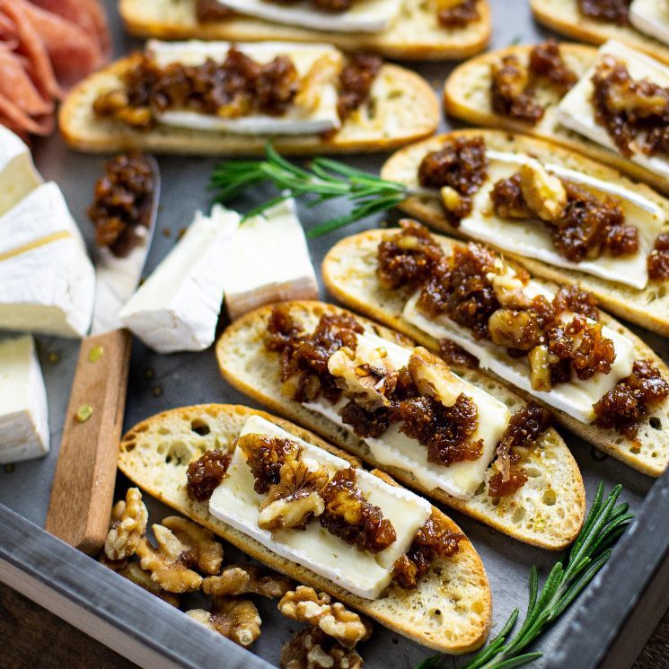 crostini brie higos nueces