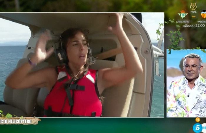 Anabel Pantoja en el helicóptero de 'Supervivientes'