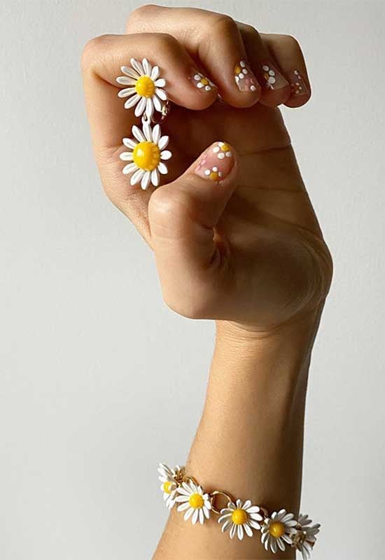 Manicura flores