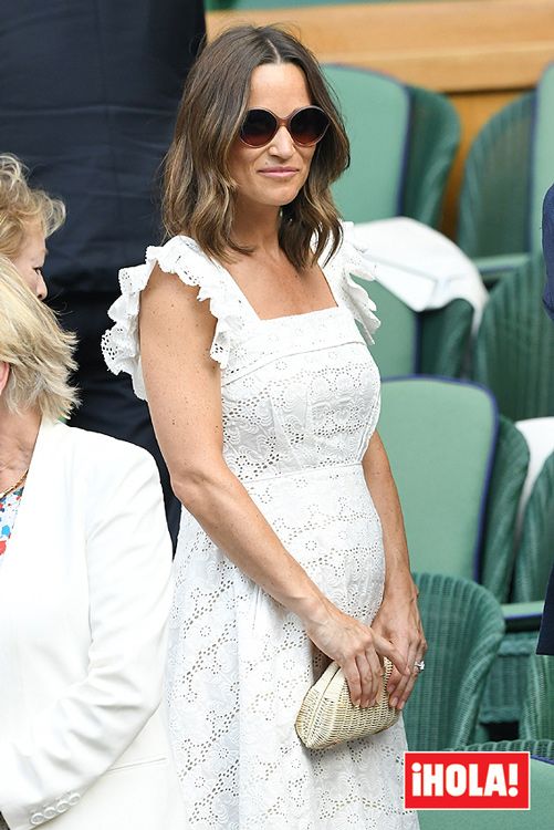 Pippa Middleton presume de embarazo junto a su hermano en Wimbledon