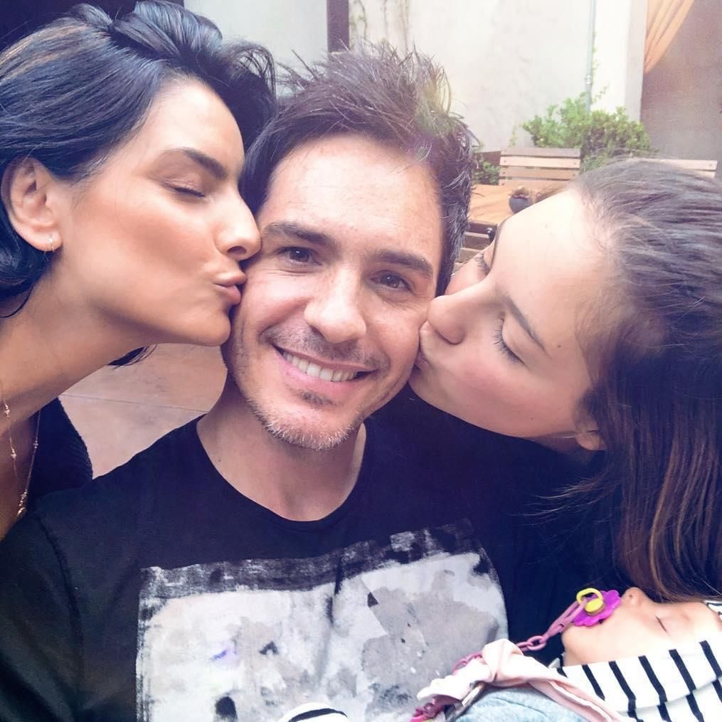 Aislinn Derbes, Mauricio Ochmann y su hija Lorenza