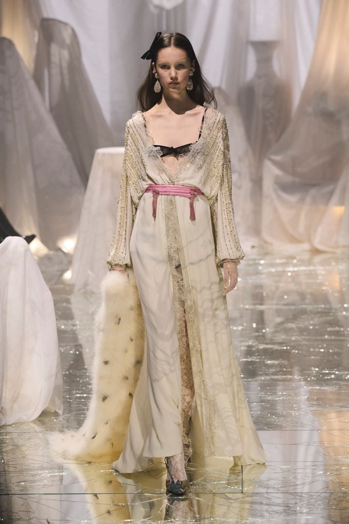 Paris Fashion Week: Valentino Primavera/Verano 2025