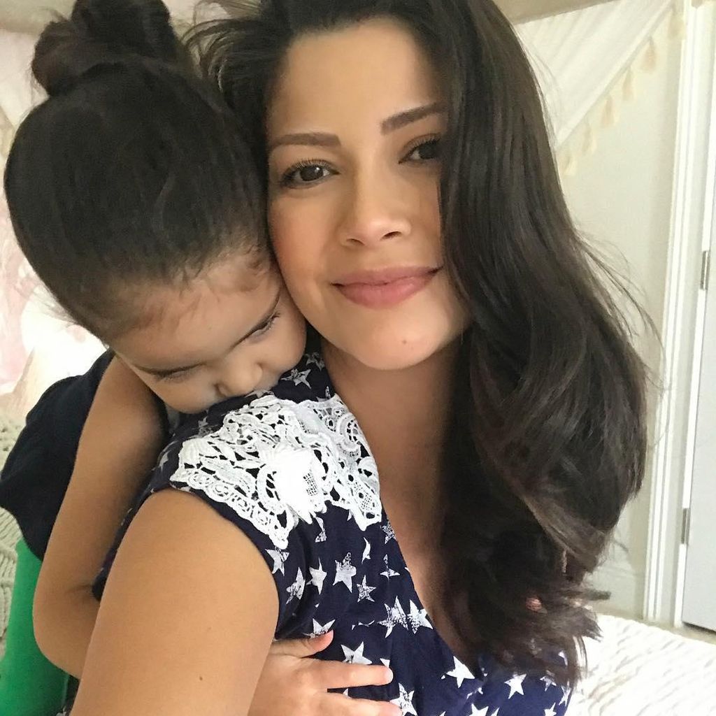 Ana Patricia Gámez y su pequeña hija Giulietta