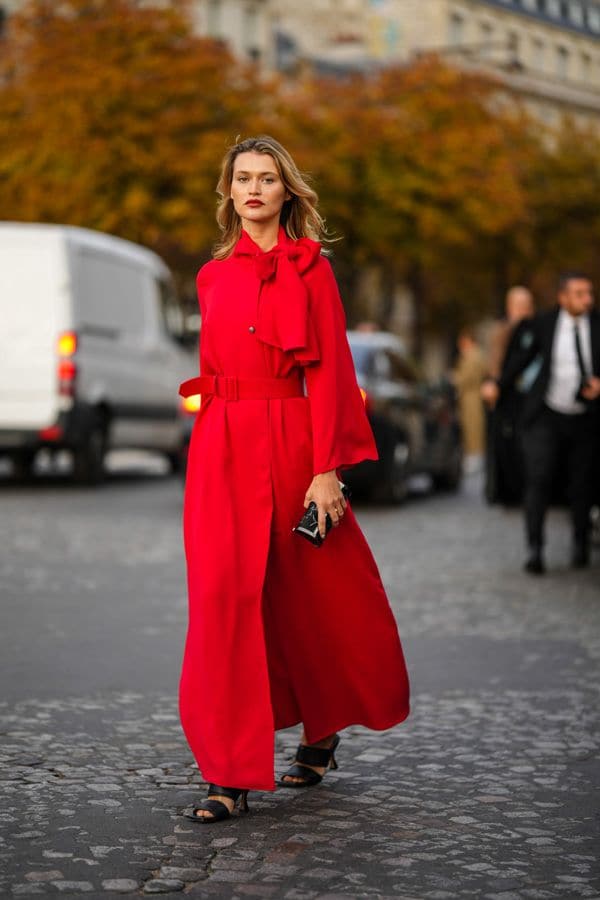 vestido trench rojo