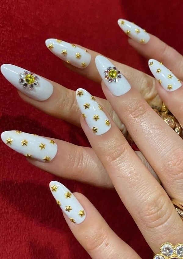 katy perry manicura pedreria