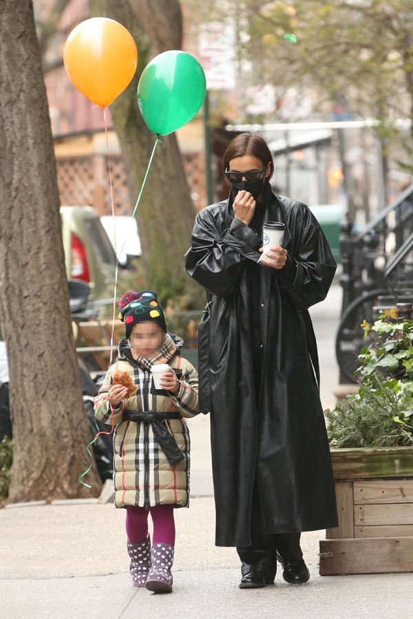 irina shayk trench